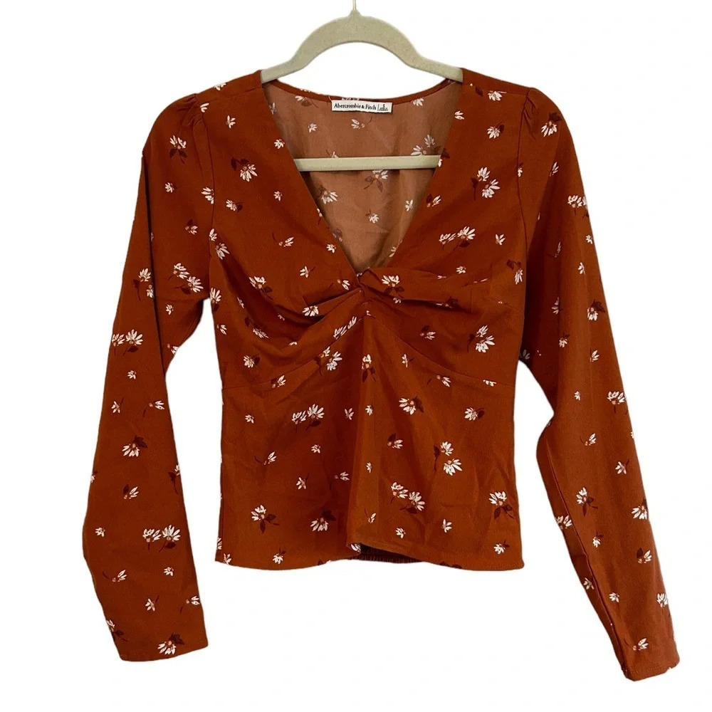 ABERCROMBIE & FITCH FLORAL BLOUSE